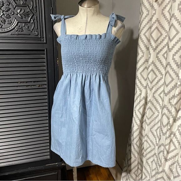 Faith Rowan Leeves‎ Chambray Smocked Dress Women’s size S handmade - Picture 1 of 7